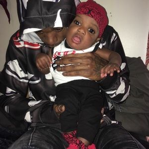 Meet your Posher, Gregory